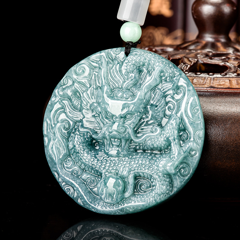 Burmese Jadeite Dragon Pendant - Vintage Fashion Women recension och pris