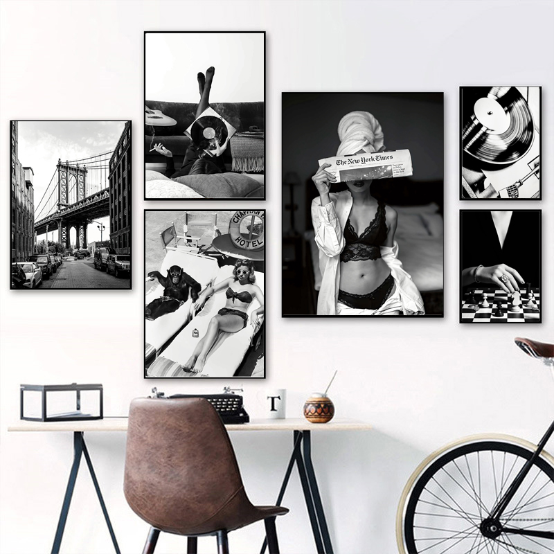 Black and White Vintage Wall A - Vintage Fashion Sketches recension och pris
