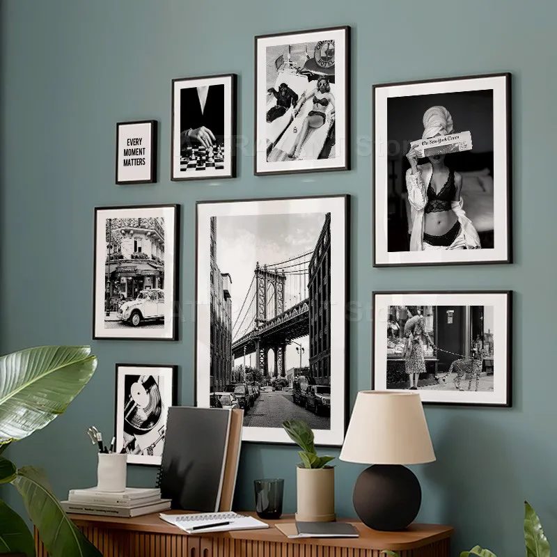 Black and White Vintage Wall A - Vintage Fashion Sketches recension och pris